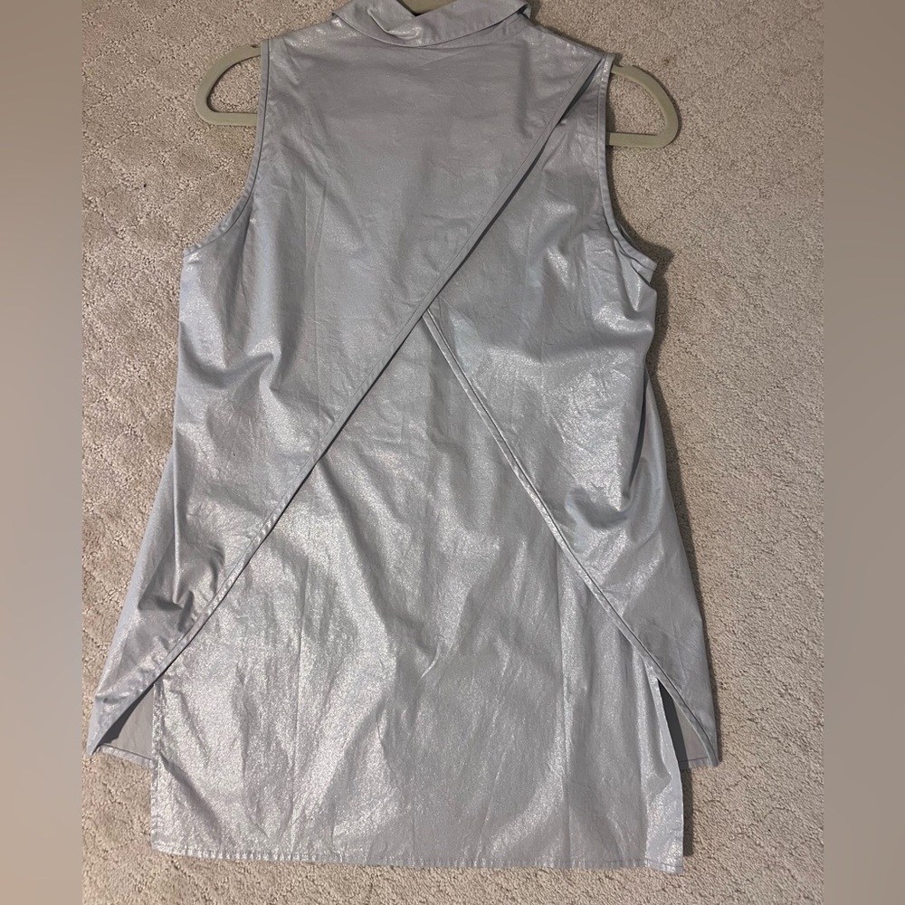Etcetera Silver Sleeveless Button Down Top - image 2